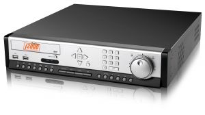 J2000-BASE-082 Ultimate 8-и канальный видеорегистратор  пентаплекс